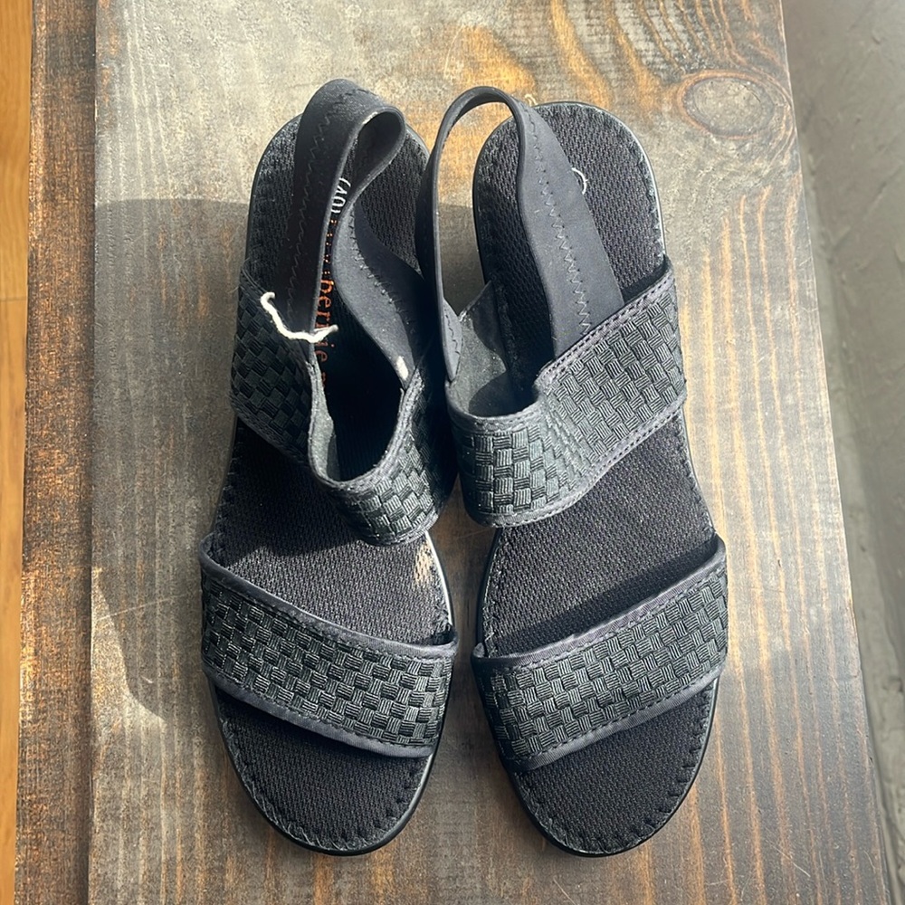 Bernie Mev Black Sandal Heels